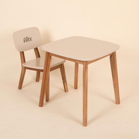 ensemble table et chaise en bois beige