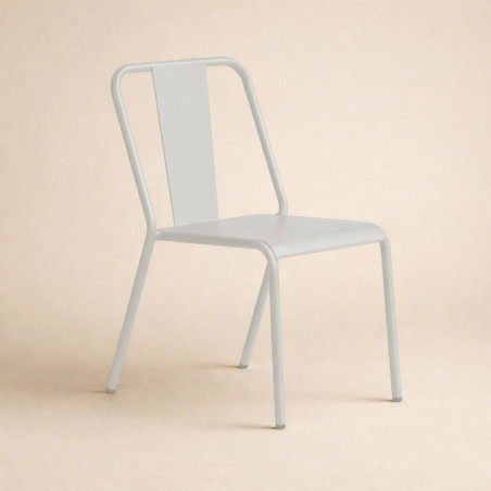 Chaise de jardin enfant...